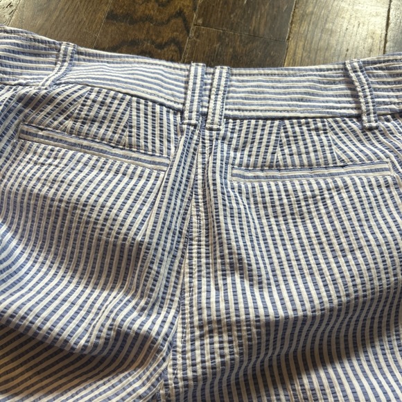TALBOTS Women's SEERSUCKER PERFECT CROP Blue White Coastal Beach Pants Size 4p - Picture 5 of 5